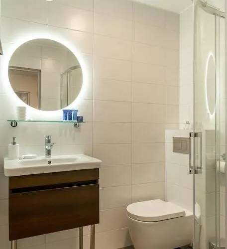 Floor With Two Balconies In The Old Town タリン