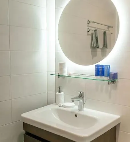 아파트 Floor With Two Balconies In The Old Town 탈린